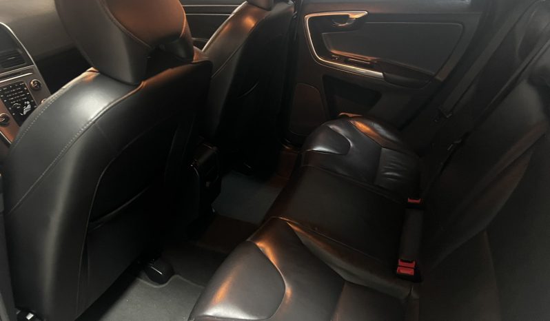 Volvo XC 60 2016 D4 MOMENTUM full