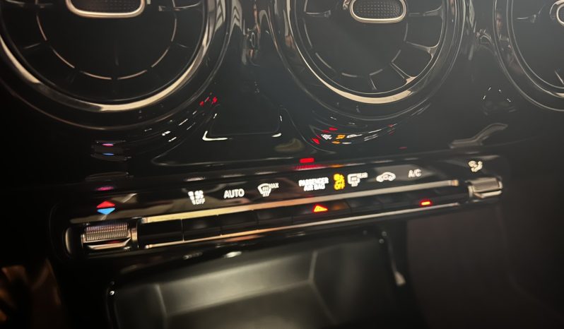 Mercedes-Benz A 160 2021 STYLE full