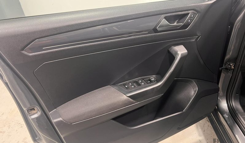 Volkswagen T-Roc 2018 full