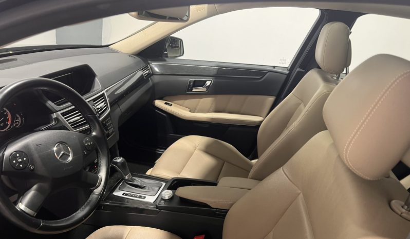 Mercedes-Benz E 250 2009 CGI BlueEFFICIENCY Avantgarde Automatic full
