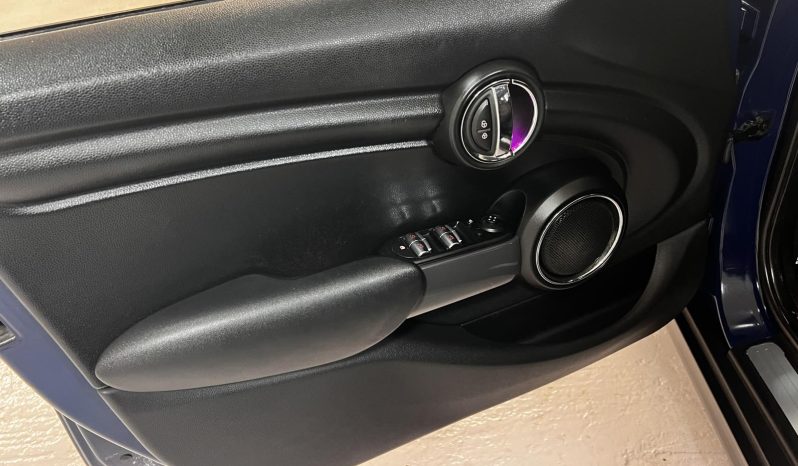 Mini Cooper D 2017 full