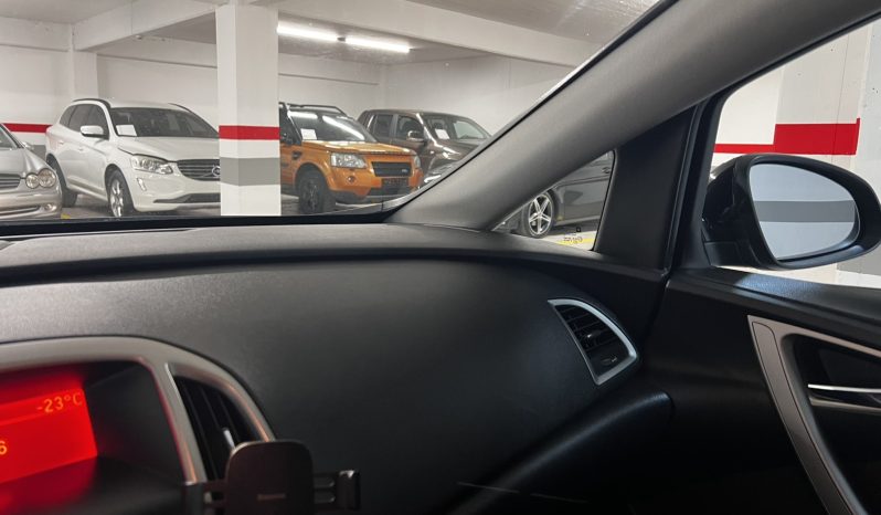 Opel Astra 2012 full