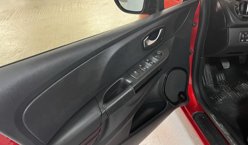 Renault Clio 2016 PANORAMA full