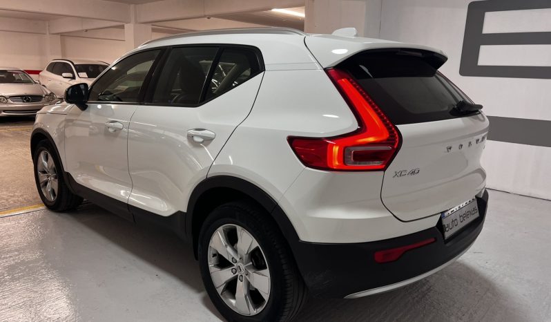 Volvo XC40 2019 T3 MOMENTUM full
