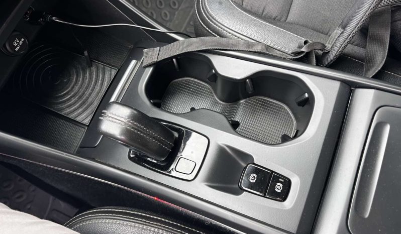 Volvo XC40 2019 T3 MOMENTUM full