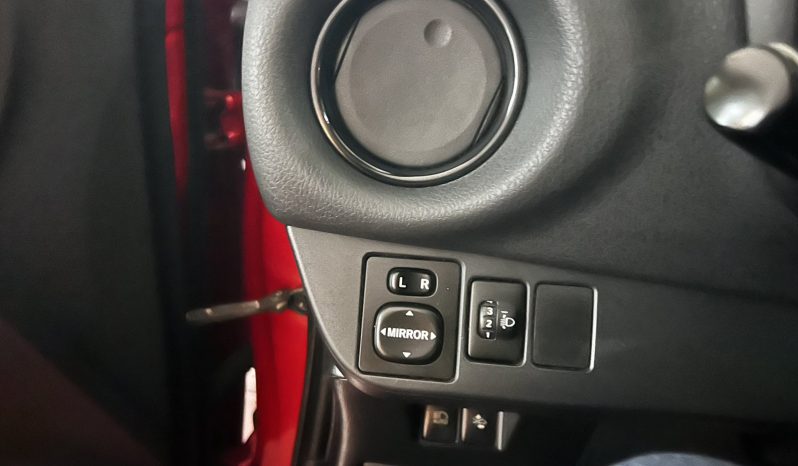Toyota Yaris 2016 HYBRID AUTOMATIC NAVI-CAMERA full