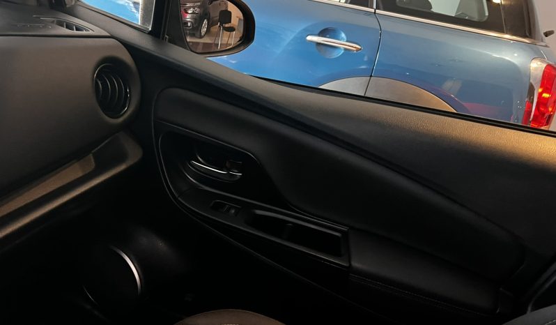 Toyota Yaris 2016 HYBRID AUTOMATIC NAVI-CAMERA full