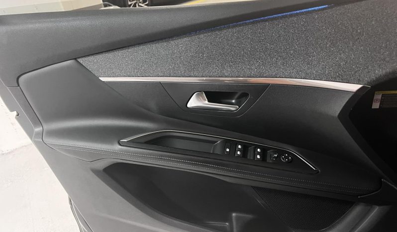 Peugeot 3008 2019 ALLURE full