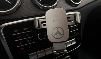 Mercedes-Benz GLA 200 2019 AMG LINE black packet full