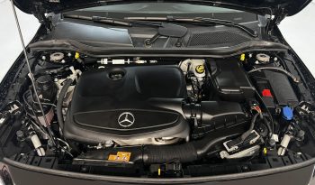 Mercedes-Benz GLA 200 2019 AMG LINE black packet full