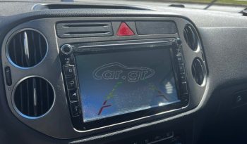 Volkswagen Tiguan 2010 full