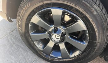 Volkswagen Tiguan 2010 full