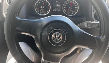 Volkswagen Tiguan 2010 full