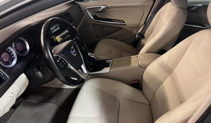 Volvo S60 2013 MOMENTUM 1.6 full